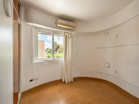 Casa en venta - 3 Dormitorios 2 Baños - El Venado