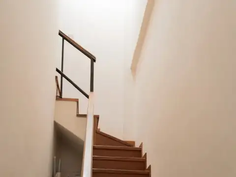 Depto Tipo Casa en Venta 30 años