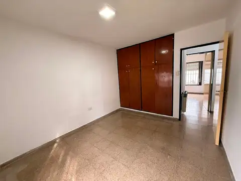 Depto Tipo Casa en Venta 49 años
