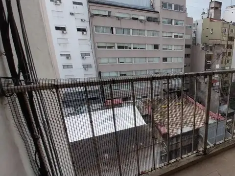 3 AMBIENTES 2 BAÑOS BALCON Y PEQ PATIO