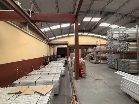 Galpon en Alquiler A Estrenar