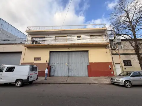 Galpon en Alquiler 40  mts Fondo
