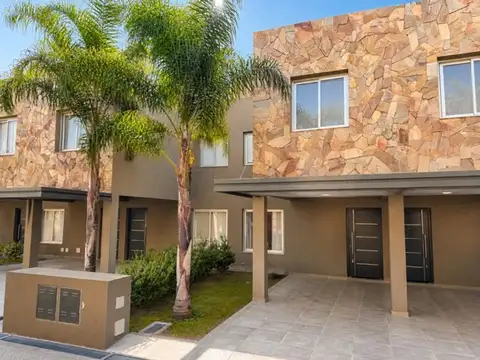 Depto Tipo Casa en Alquiler de 4 ambientes