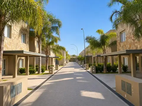 Depto Tipo Casa en Alquiler en Padre Claret, $ 1.700.000