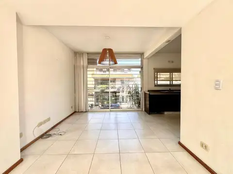 Depto Tipo Casa en Alquiler en Florida Mitre/Este, $ 2.900.000