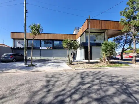 Local en Venta en Guillermo E Hudson, USD 120.000