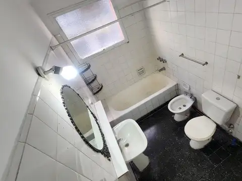 Departamento en Venta en Balvanera, USD 120.000