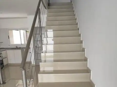 Depto Tipo Casa en Venta A Estrenar