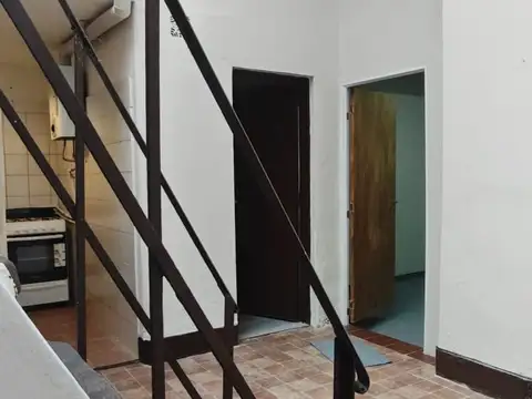 Depto Tipo Casa en Alquiler de 1 dormitorio