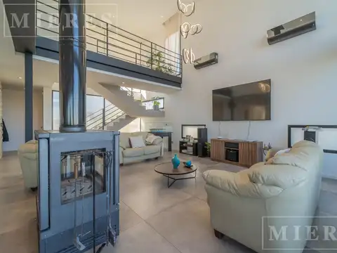 Casa en alquiler temporal El Naudir