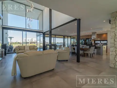 Casa en Alquiler Temporal en El Naudir, USD 4.700