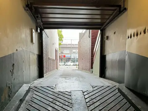 Av. de Mayo al 300