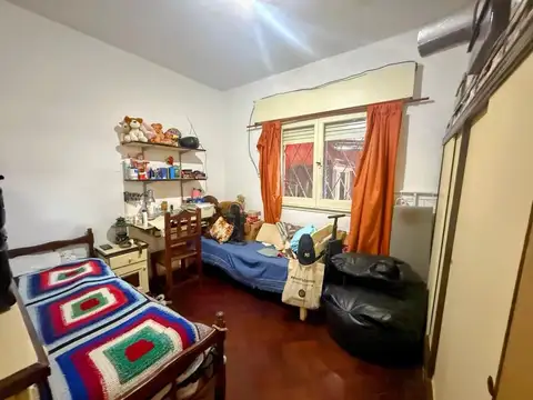 VENTA EN BLOCK CASA AL FTE Y DEPARTAMENTO AL FONDO BIEN UBIC