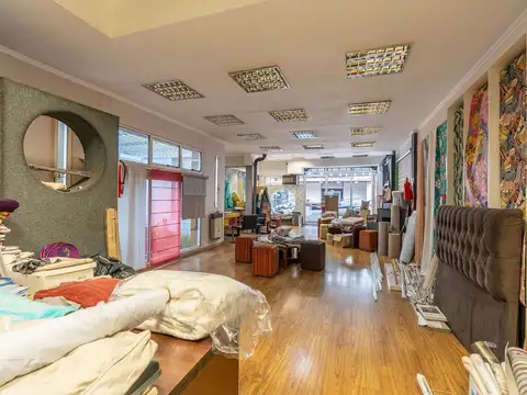 VENTA IMPORTANTE LOCAL COMERCIAL MAS PH LANUS CTRO
