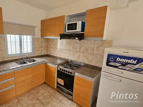 Calle Buenos Aires, entre Güemes y Sorigues