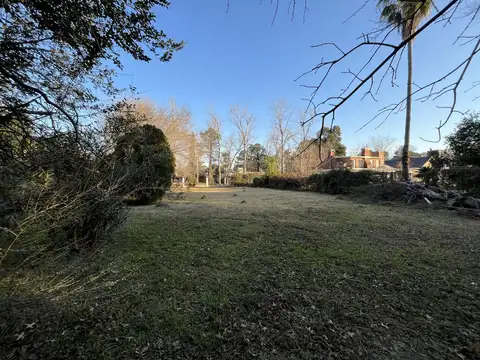 Terreno en Venta 48  mts Fondo