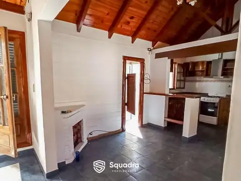 VENTA | PERMUTA - Casa de 2 dormitorios y comodín - Fisherton, Rosario. APTA CRÉDITO.