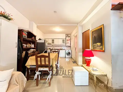 Depto Tipo Casa 2 ambientes con 2 baños