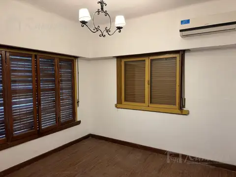 Casa en Alquiler al Oeste
