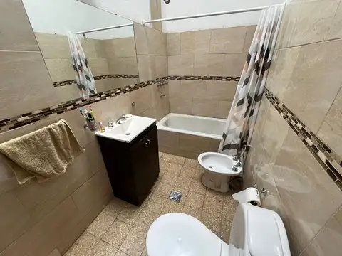 Depto Tipo Casa en Venta en Centro, USD 69.000