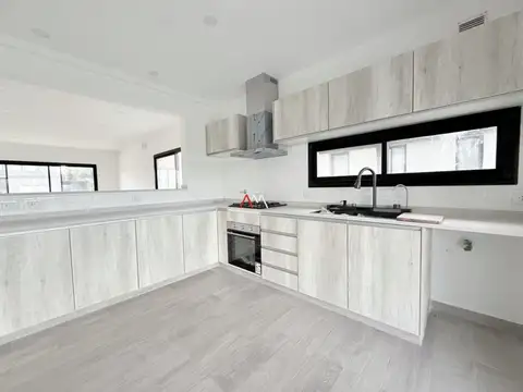 Casa en Venta en Lagoon Pilar, USD 280.000