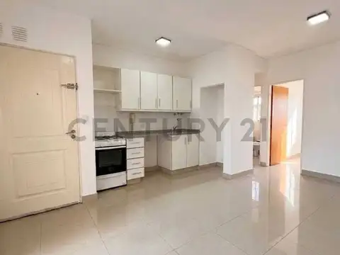 Wenceslao del Tata 4600, Piso 8