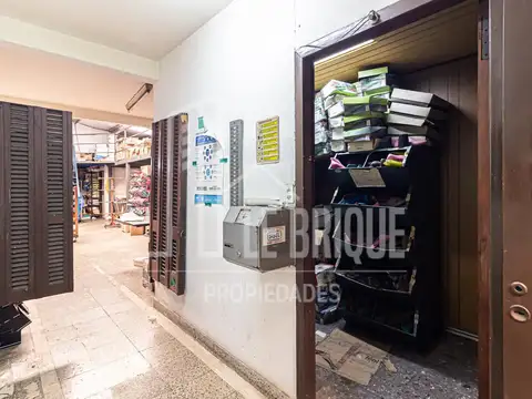 Galpon en Venta en Parque Chacabuco, USD 180.000