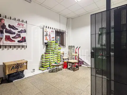 Galpón+Vivienda en Lote de 13.52x18.41