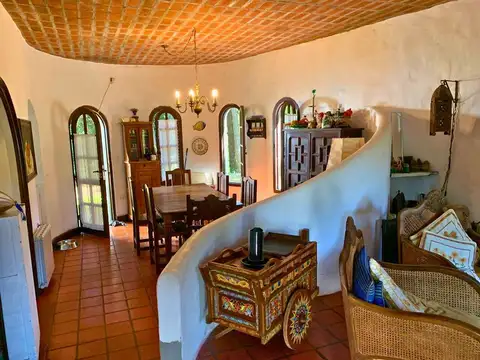CASA EN VENTA 6 AMB EN MAR DE LAS PAMPAS