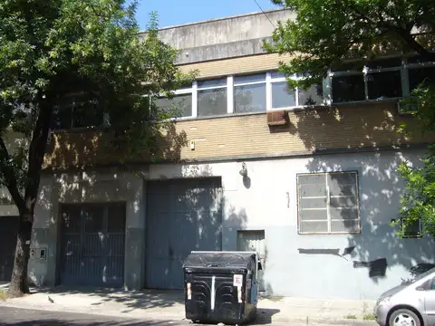 Galpon en Venta en Villa del Parque, USD 950.000