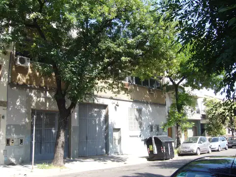 Galpon en Venta 18  mts Frente