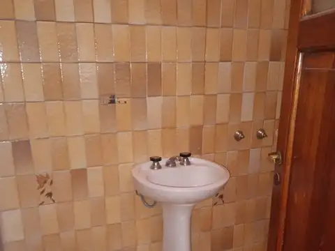 Depto Tipo Casa 2 ambientes con 1 baño