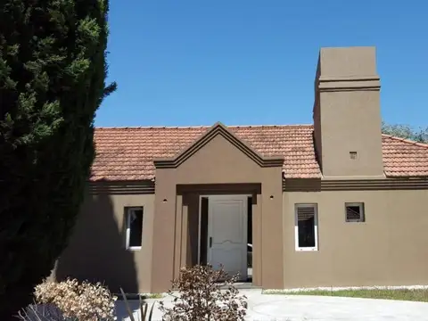 Casa Monoambiente con 4 baños