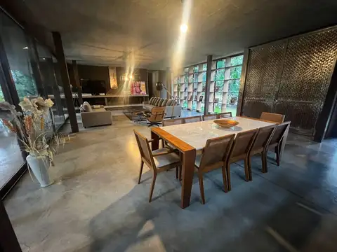 Casa en Venta en Los Pinguinos, USD 1.750.000