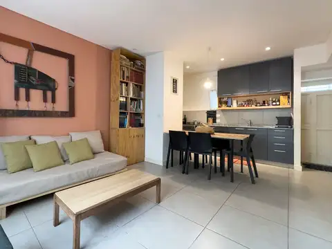 VENTA PH 7 AMB  VILLA URQUIZA MULTIFAMILIAR