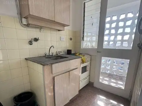 Avenida Perón 1100, Piso 12