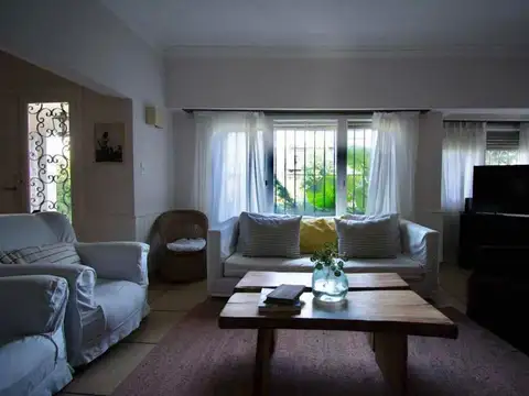 Casa en Alquiler Temporal en Los Troncos, USD 1.200