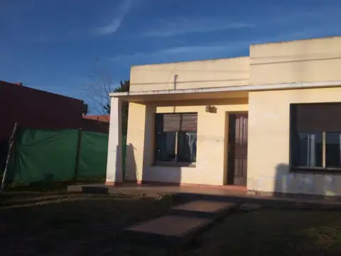 Casa excelente ubicación, en San Antonio De Areco