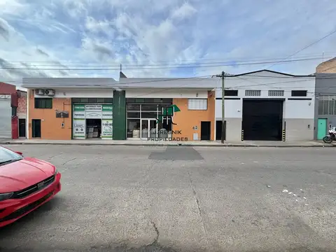 3 LOCALES INDEPENDIENTES O EN BLOCK