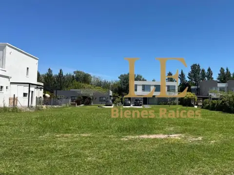 Terreno en Venta de 910,0 m2