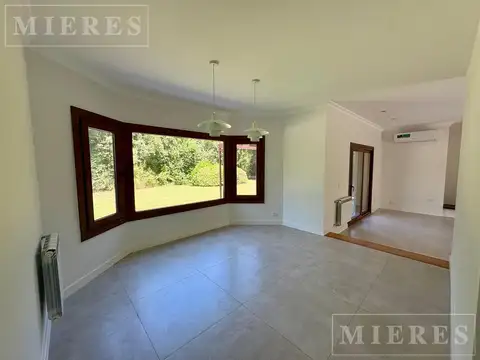 Casa 7 ambientes con 3 baños