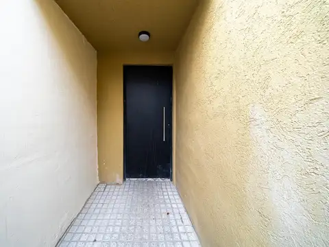 Depto Tipo Casa en Venta en Echesortu, USD 80.000