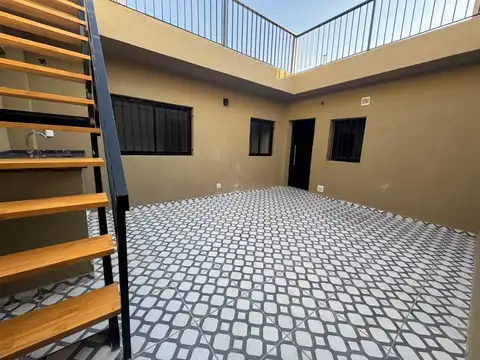 Depto Tipo Casa en Venta de 2 dormitorios