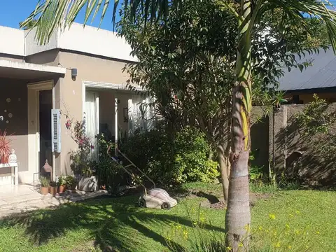 Casa en venta, 3 amientes. Martínez