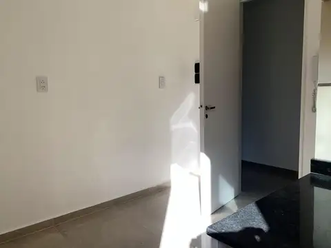 Departamento en Venta en Flores, USD 129.000