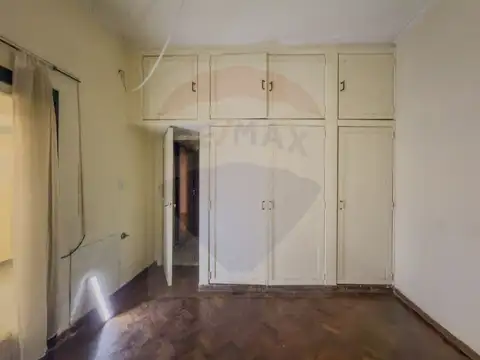 PH en venta La Plata