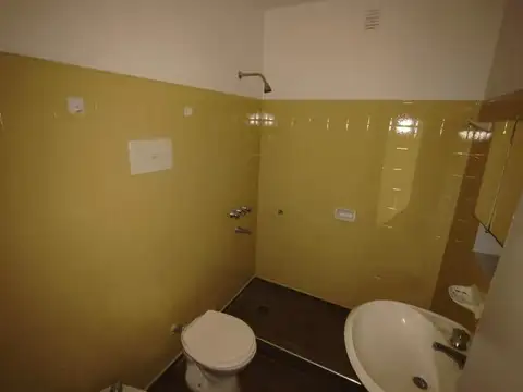 Departamento en Alquiler en Republica De La Sexta, $ 330.000