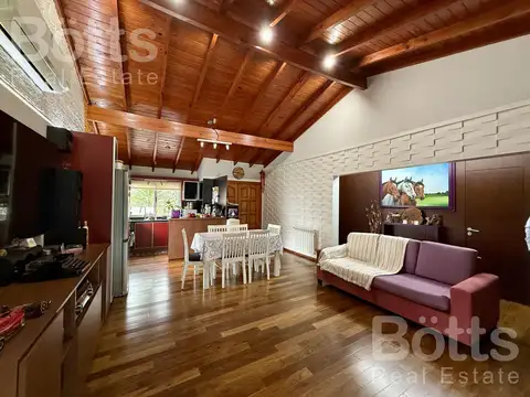 Casa en Venta al Noreste