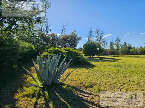 Excelente Quinta en Villa 25 de Mayo