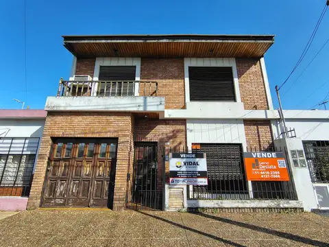 Depto Tipo Casa en Venta de 4 ambientes